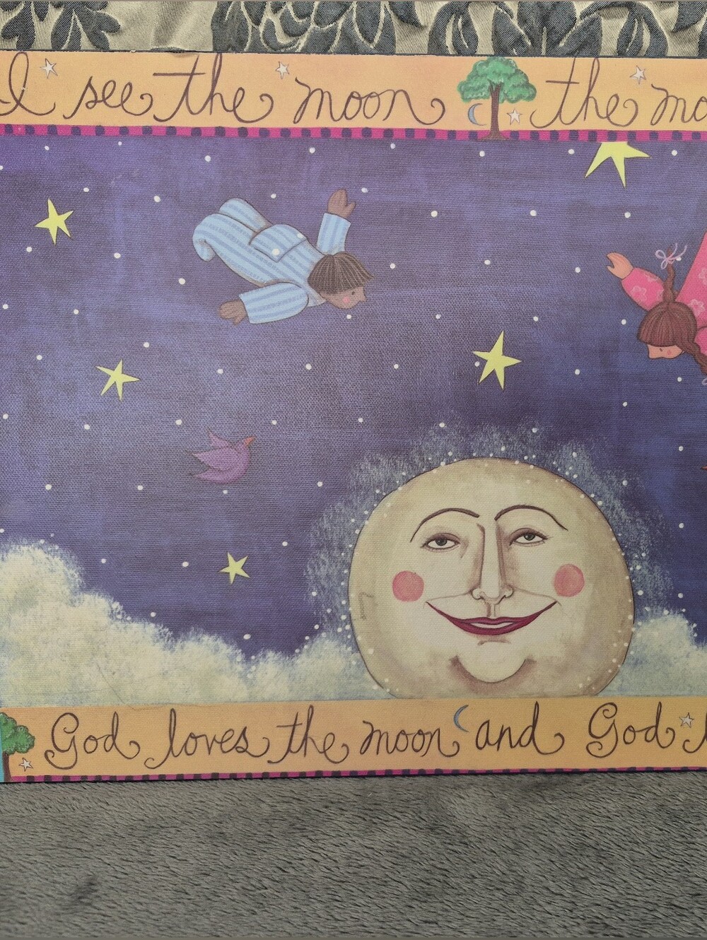 Great Impression " I See The Moon & The Moon SeeMe" Wood Wall Plaque.16x11 Inch